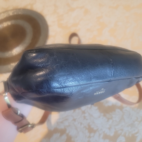 Fossil Black Leather Bag with Gold Accents - Picture 14 of 16